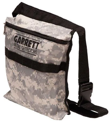 Garrett Edge Metal Detector Digger with Sheath and Camo Finds Pouch Combo