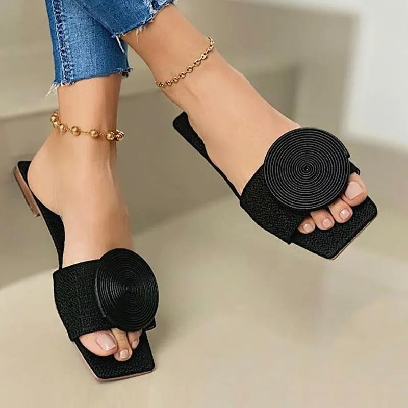 Solid Round Buckle Decoration Flat Sandals