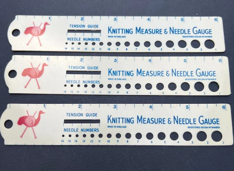 Vintage Knitting Measure & Needle Gauge Made in England